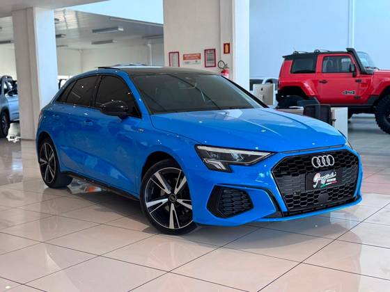 AUDI A3 2.0 40 TFSI MHEV SPORTBACK PERFORMANCE BLACK S-TRONIC AUDI A3 2.0 40 TFSI MHEV SPORTBACK PERFORMANCE BLACK S-TRONIC